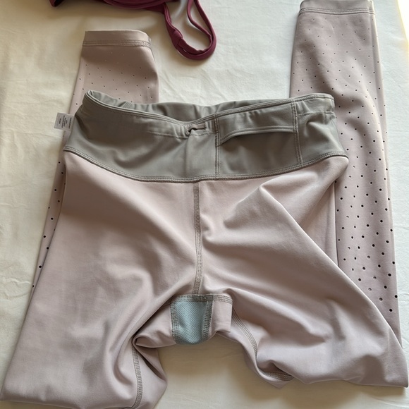 Athleta Laser Cut Mauve Ombré Leggings - Picture 16 of 17